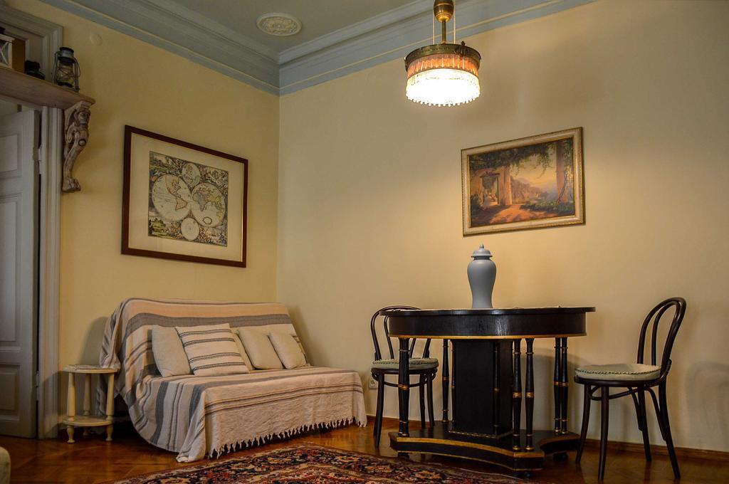 Vintazhnaya Apartment Odessa Zewnętrze zdjęcie